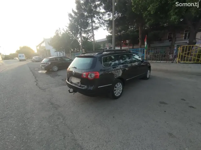 Volkswagen Passat 2007 · 2.0 MT