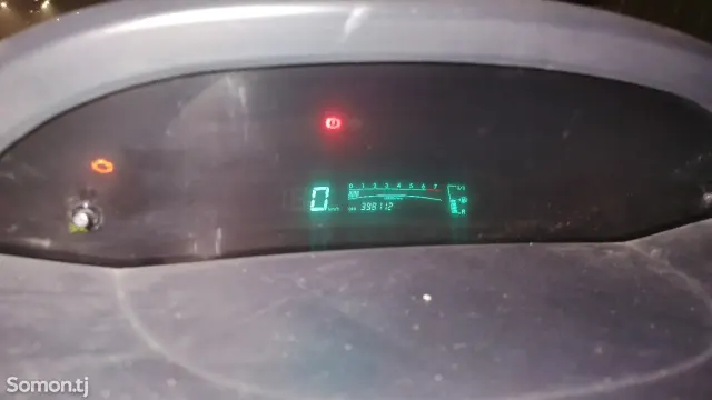 Toyota Vitz 2006 · 1.3 MT
