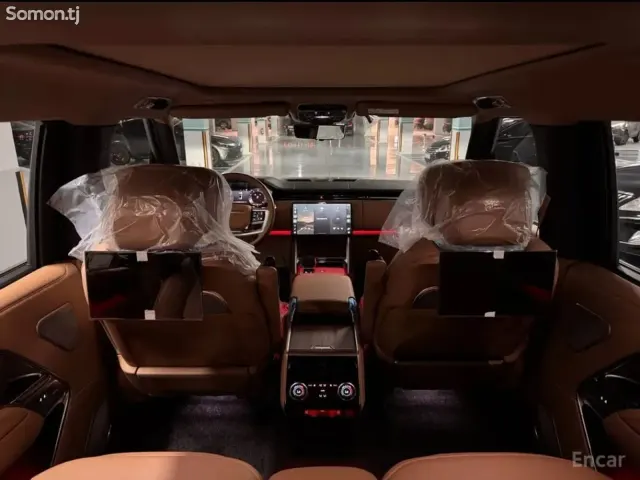 Land Rover Range Rover 2026 · 4.4 AT