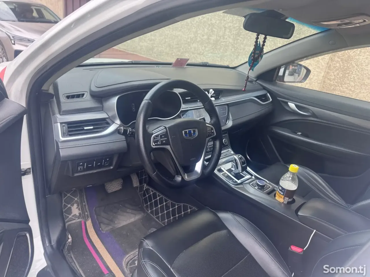 Geely Emgrand 2019 · AT