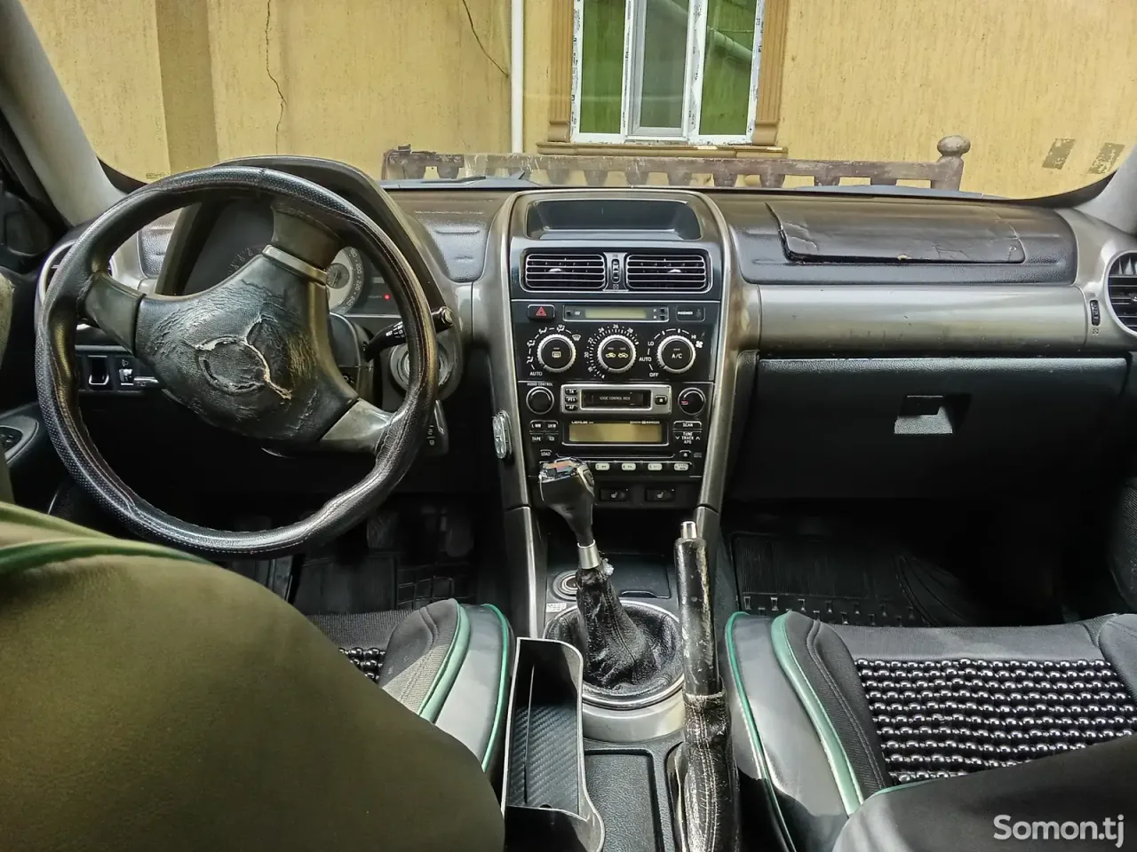 Lexus IS series 2001 · 2.0 MT