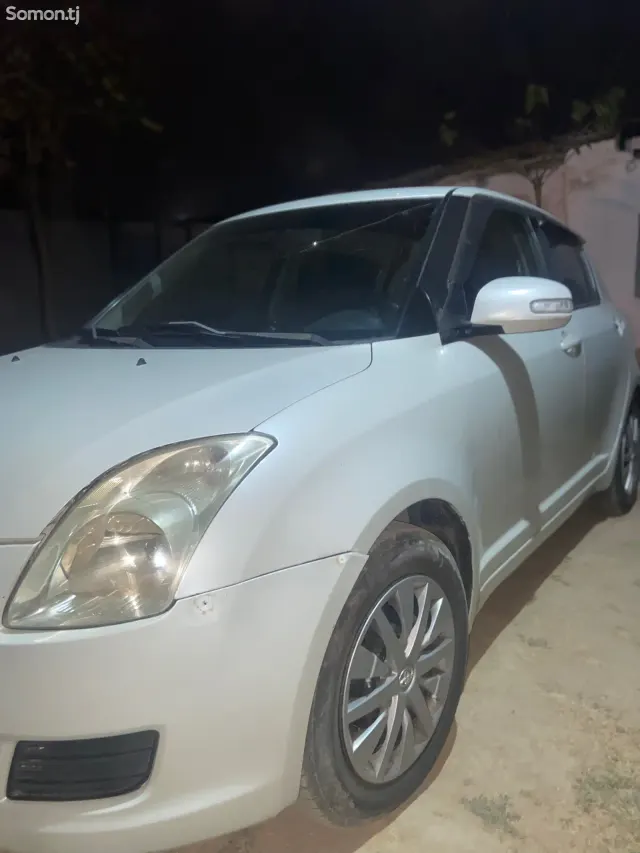 Suzuki Swift 2007 · 1.3 AT