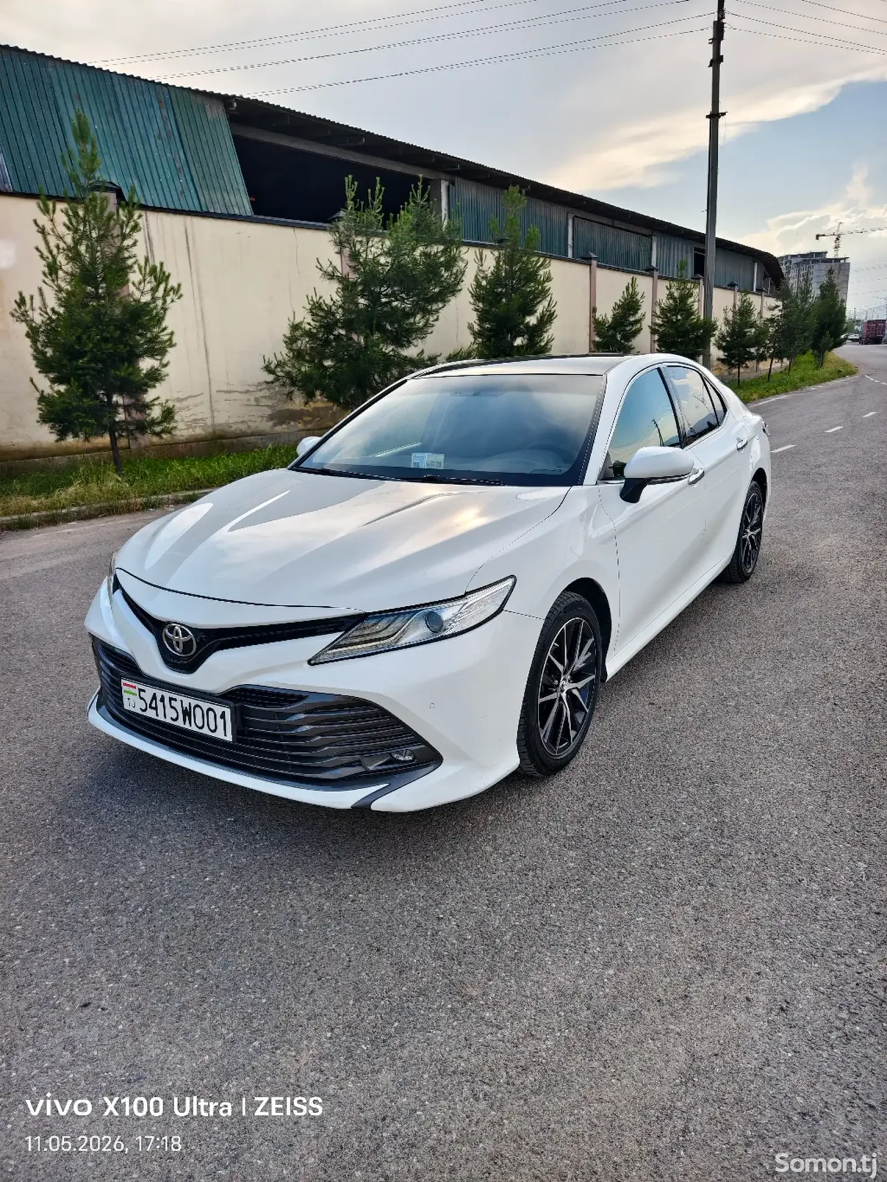 Toyota Camry 2020 · 2.0 AT