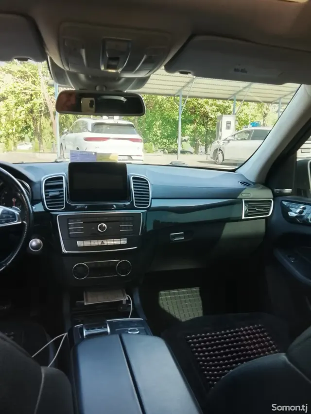 Mercedes-Benz GLS 2018 · 3.5 AT