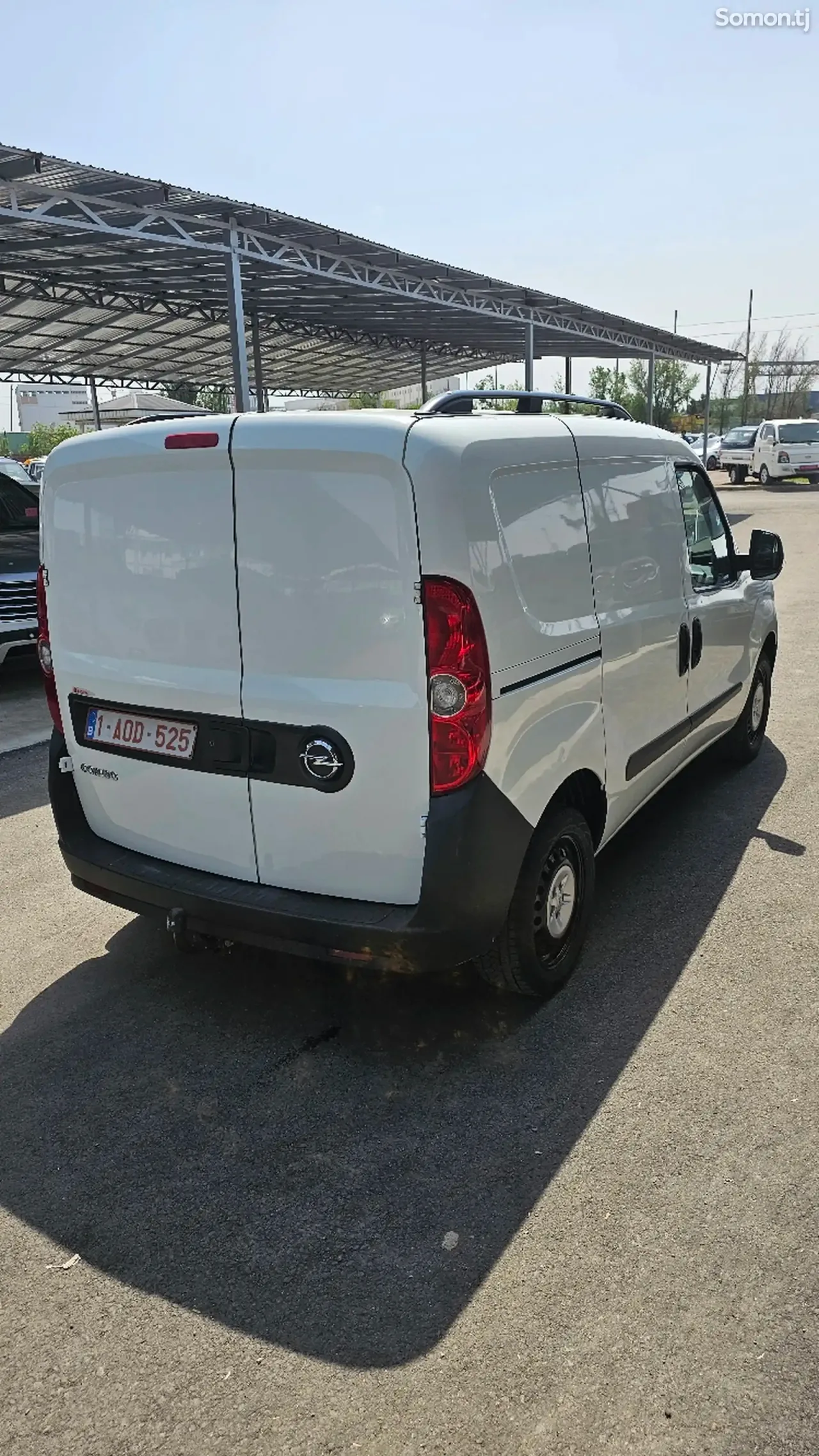 Opel Combo 2015 · 1.4 MT