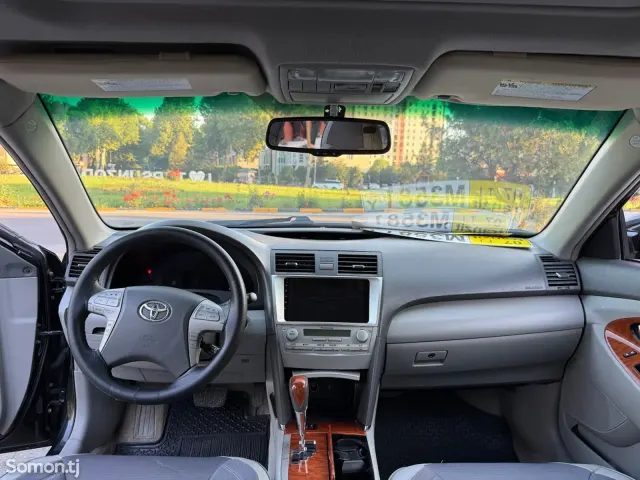 Toyota Camry 2010 · 3.5 AT