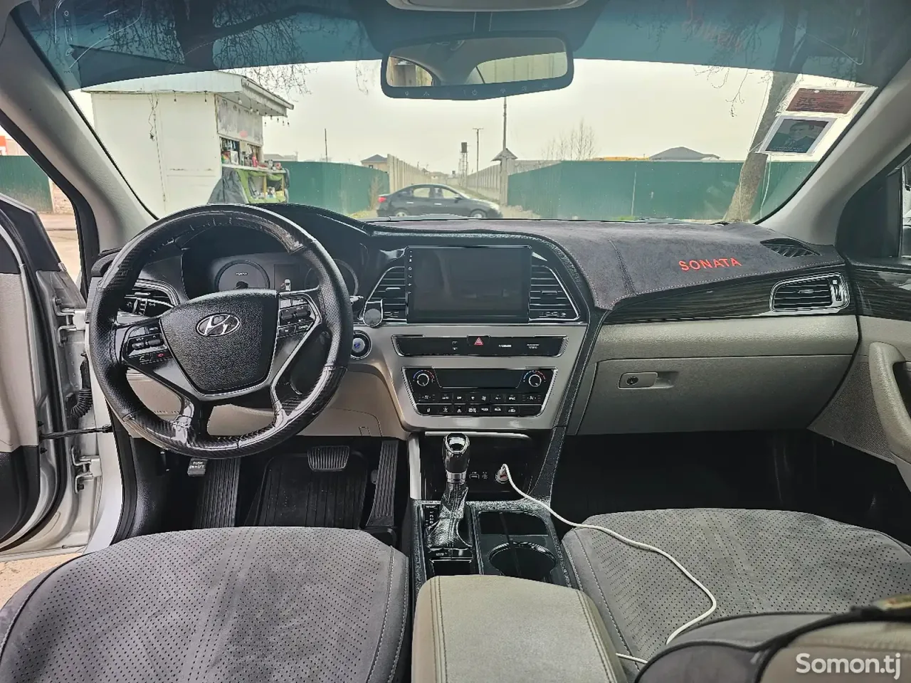 Hyundai Sonata 2015 · 2.0 AT