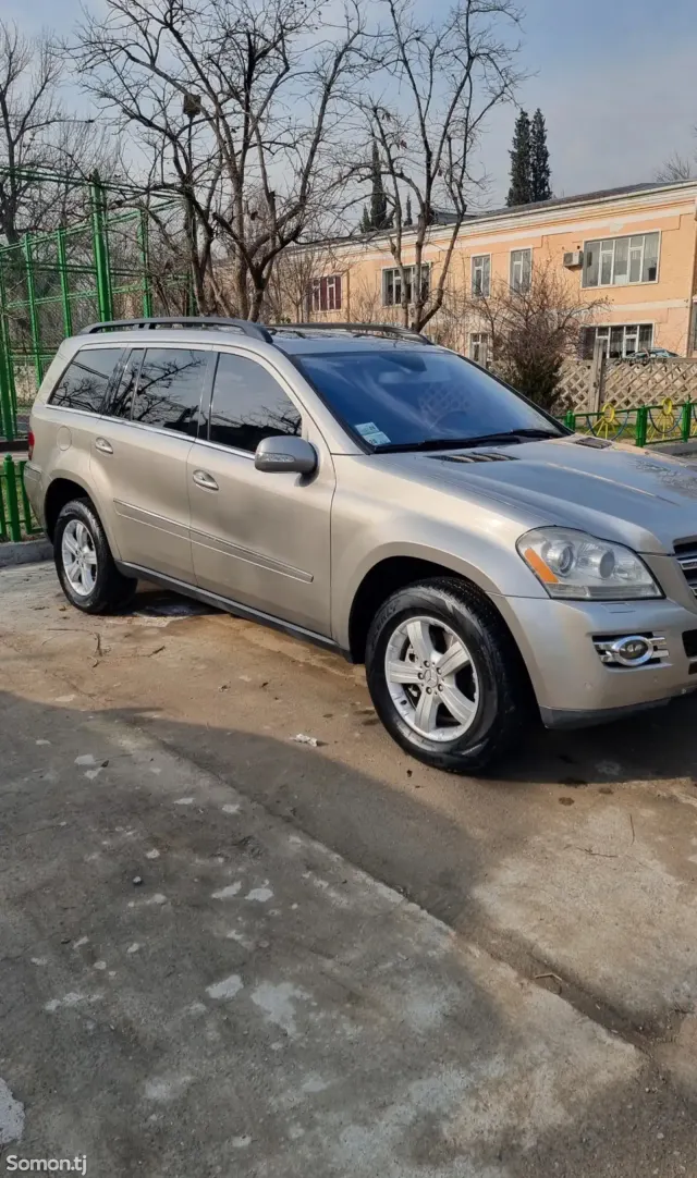 Mercedes-Benz GL class 2008 · 4.7 AT
