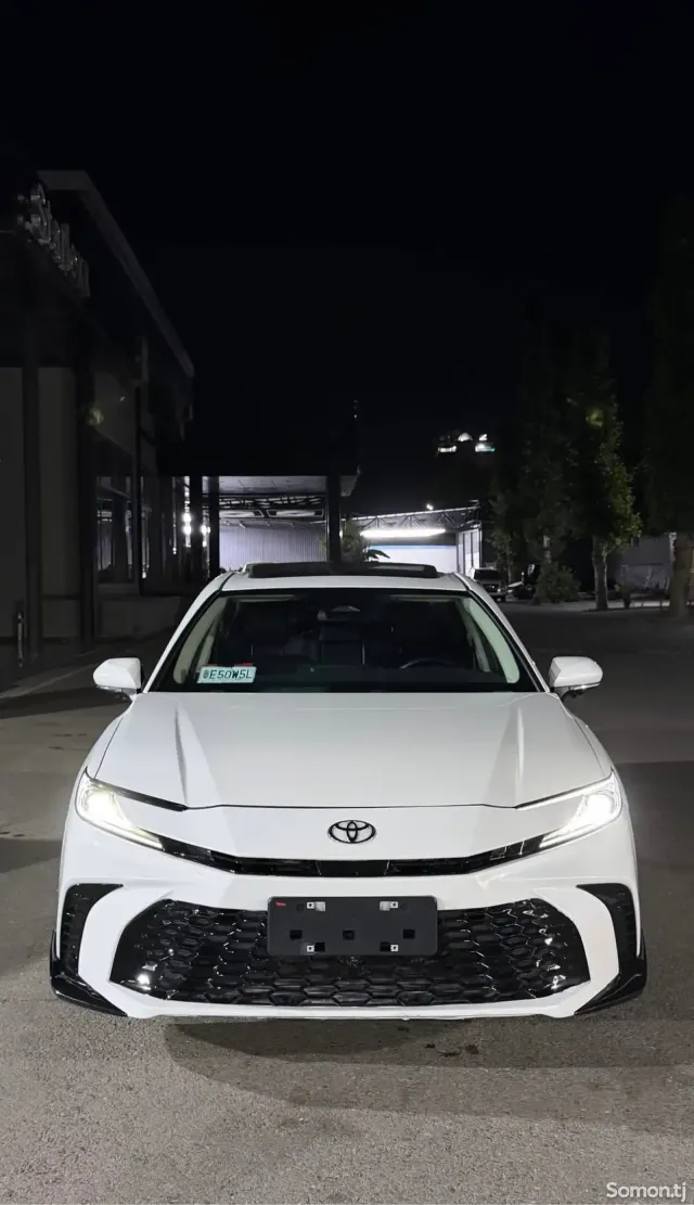 Toyota Camry 2026 · 2.0 AT