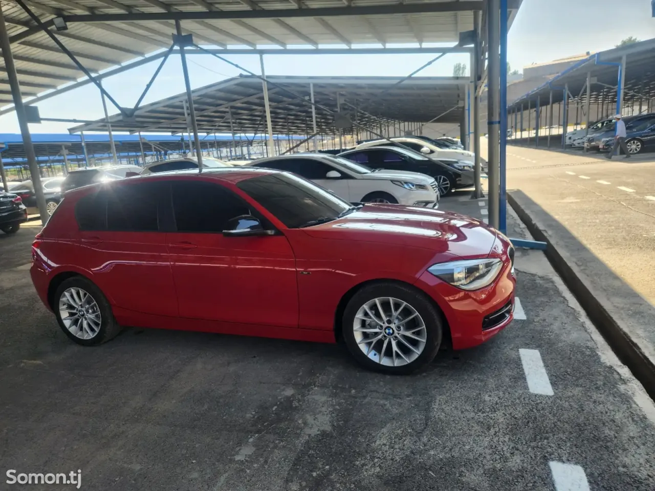 BMW 1 series 2015 · 1.8 AT