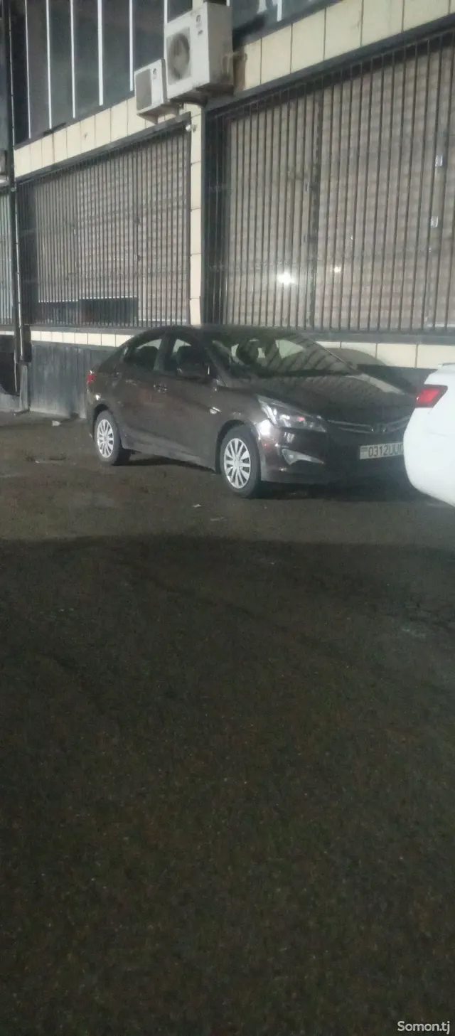 Hyundai Solaris 2016 · 1.6 AT