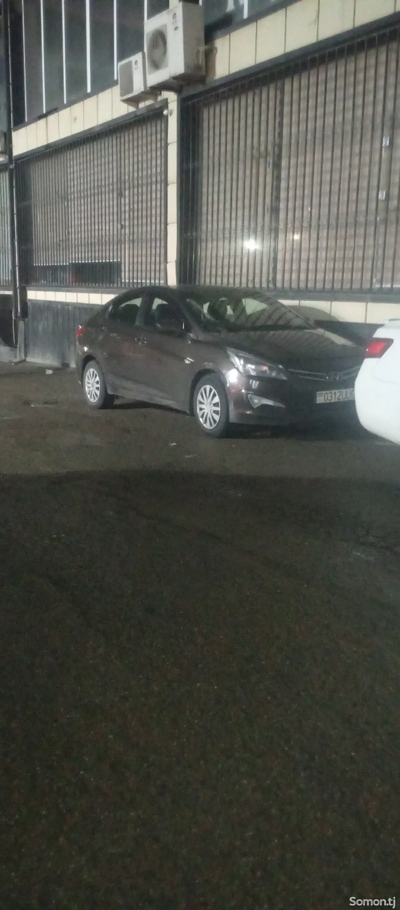 Hyundai Solaris 2016 · 1.6 AT