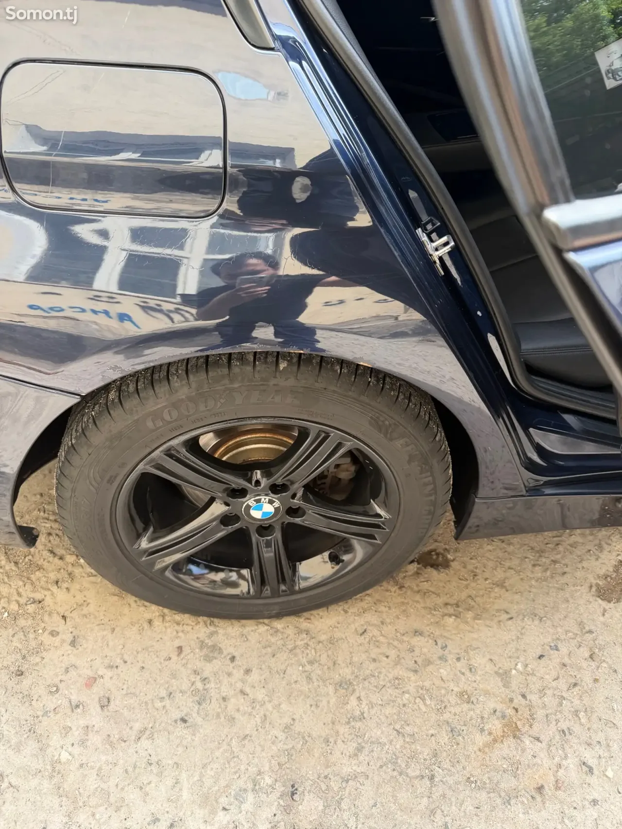 BMW 3 series 2013 · 2.0 AT