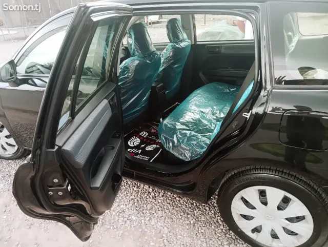 Toyota Fielder 2014 · 1.5 AT