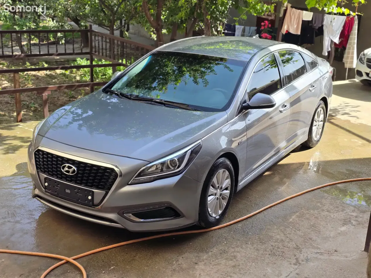 Hyundai Sonata 2016 · AT