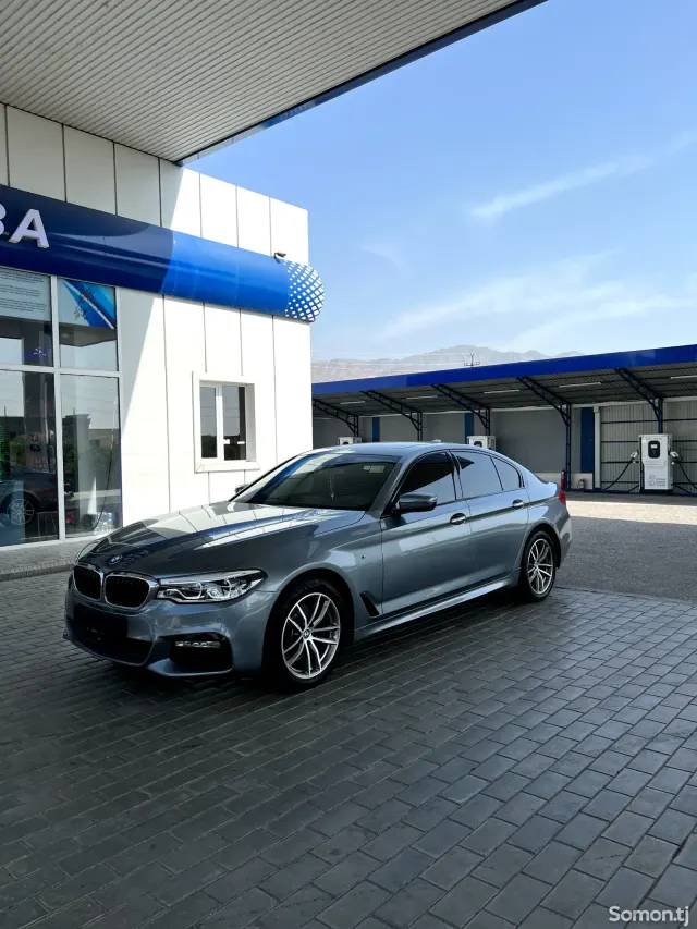 BMW 5 series 2017 · 2.0 AT
