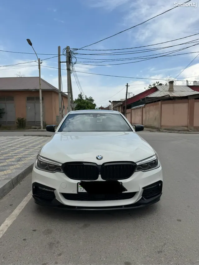 BMW M5 2017 · 3.0 AT