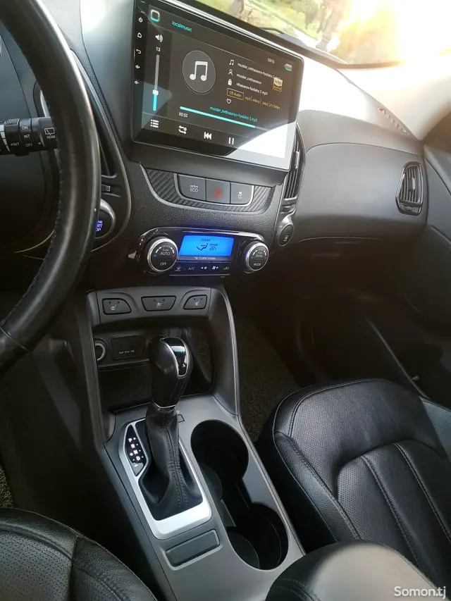 Hyundai Tucson 2014 · 2.0 AT