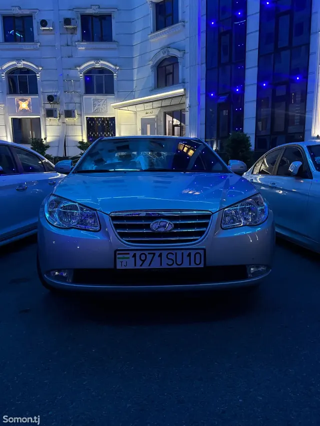 Hyundai Avante 2008 · 1.6 AT