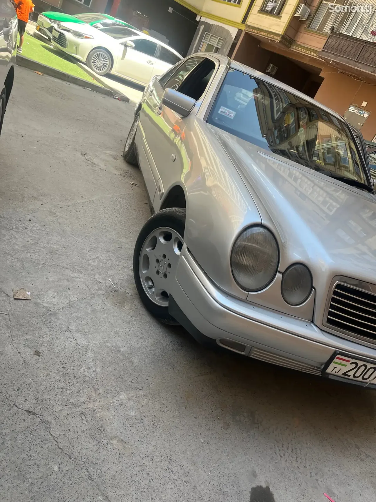 Mercedes-Benz B class 1997 · 2.2 MT