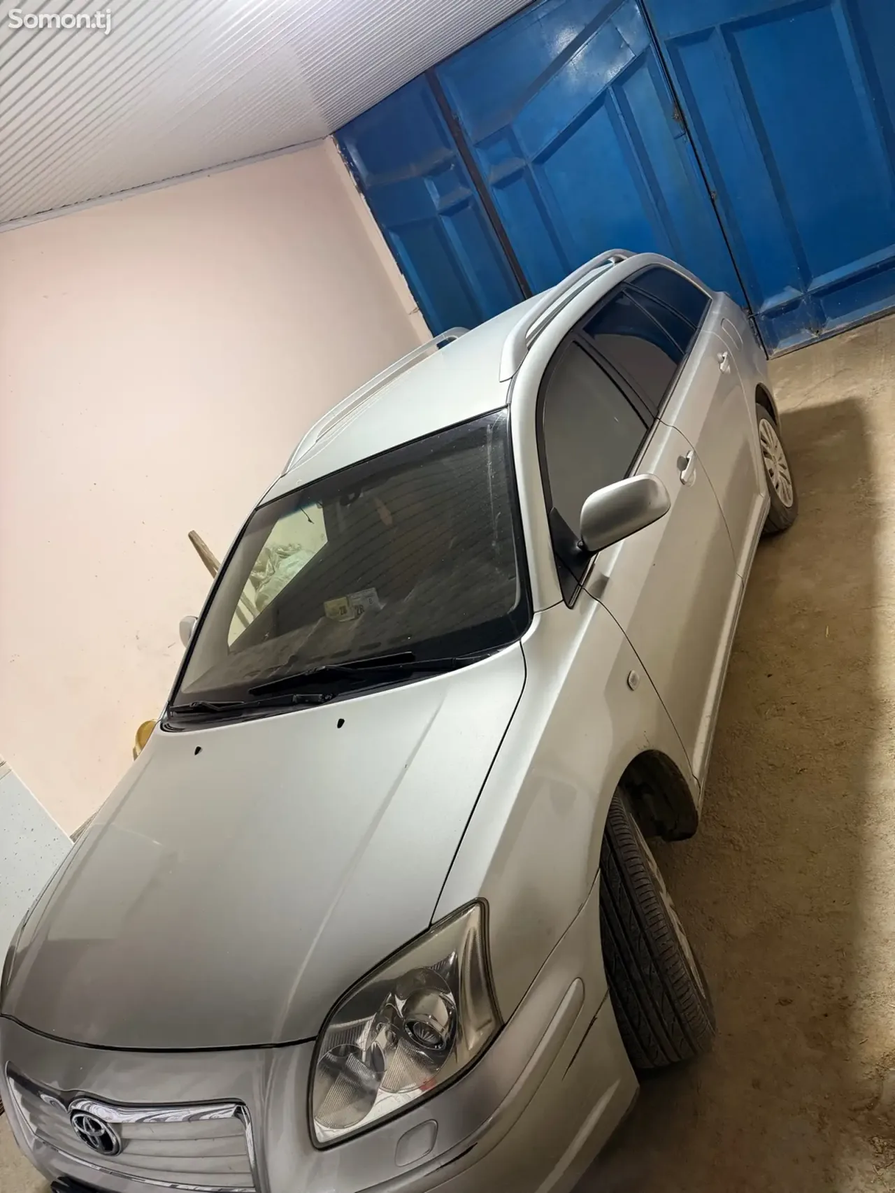 Toyota Avensis 2006 · 1.8 MT