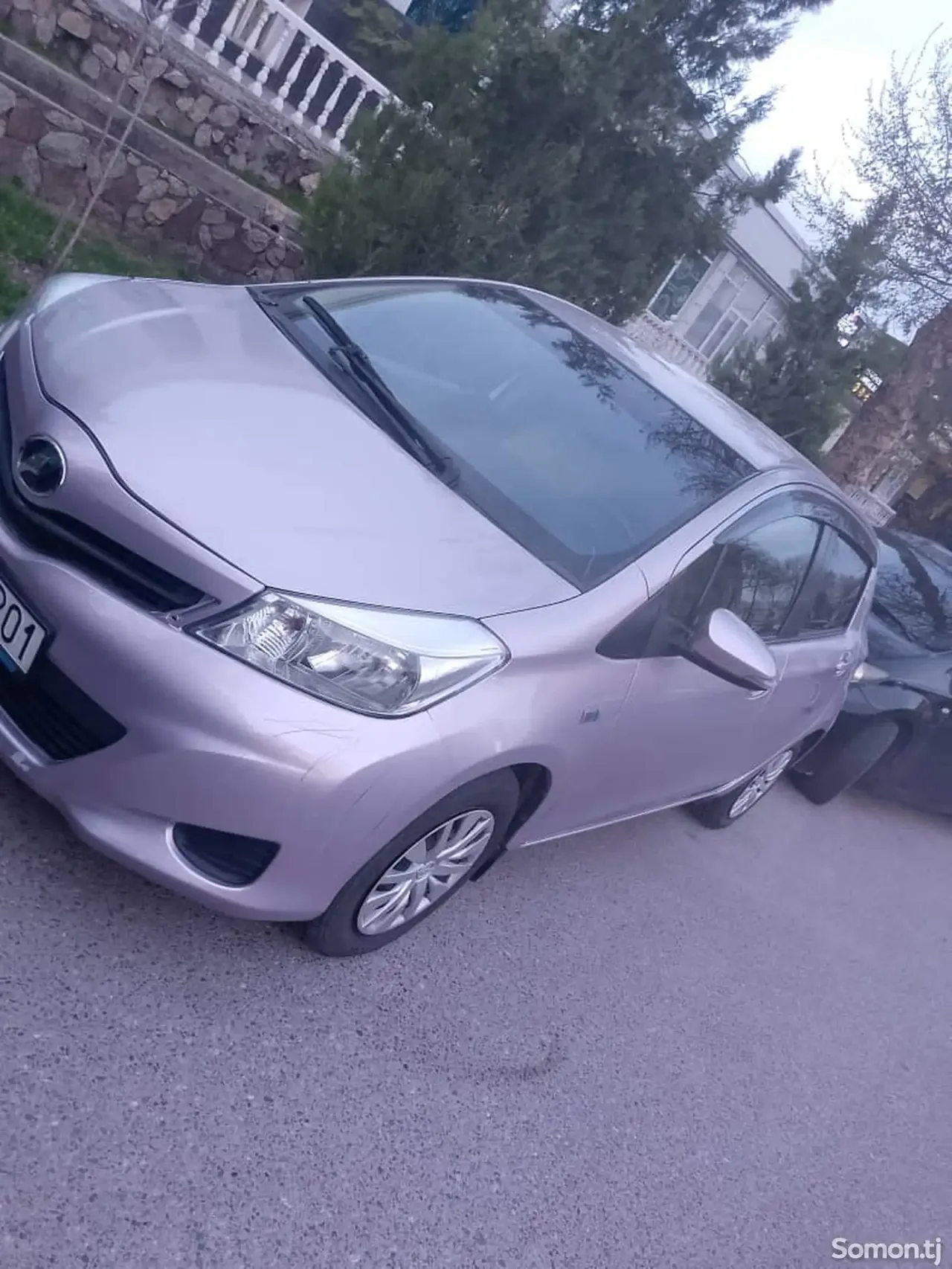 Toyota Vitz 2011 · 1.3 AT
