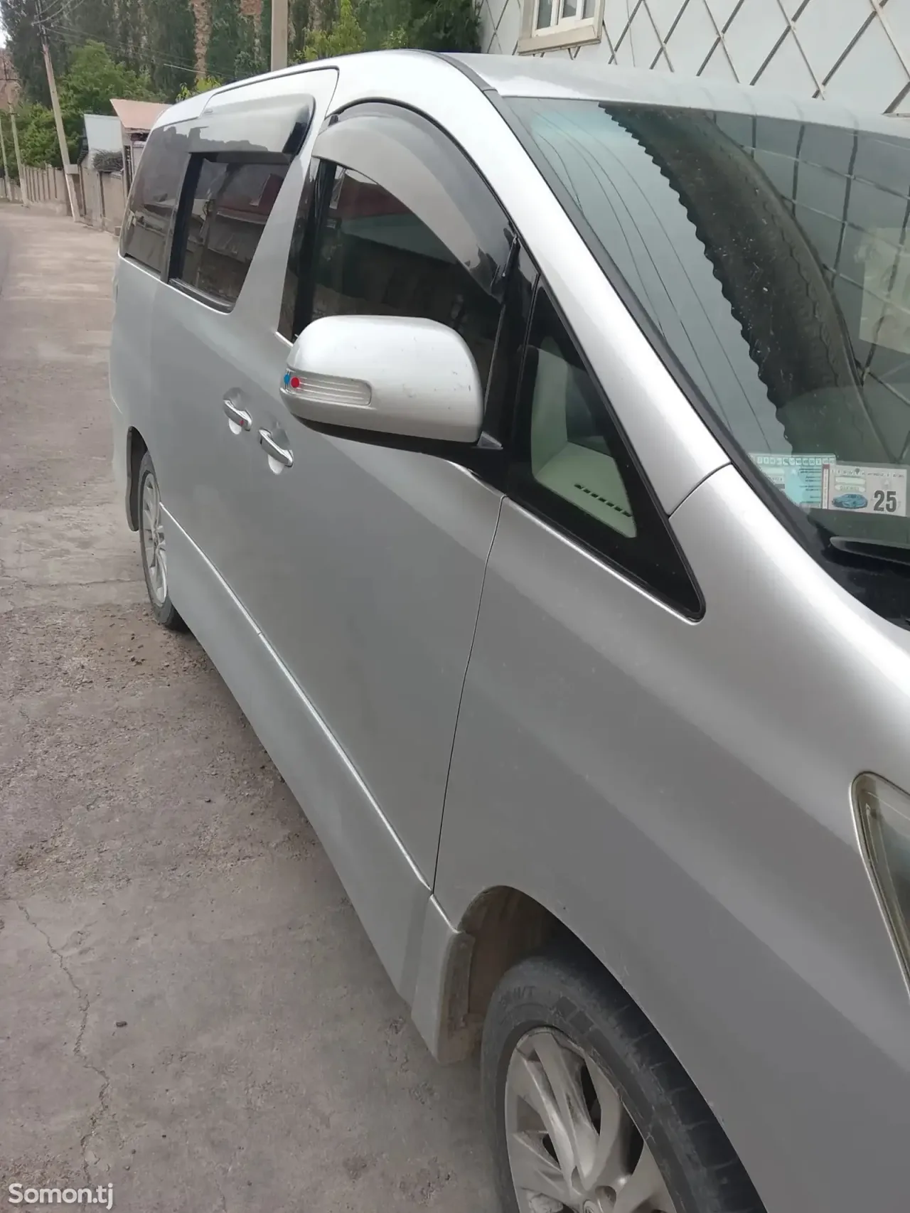 Toyota Vellfire 2008 · 2.4 AT