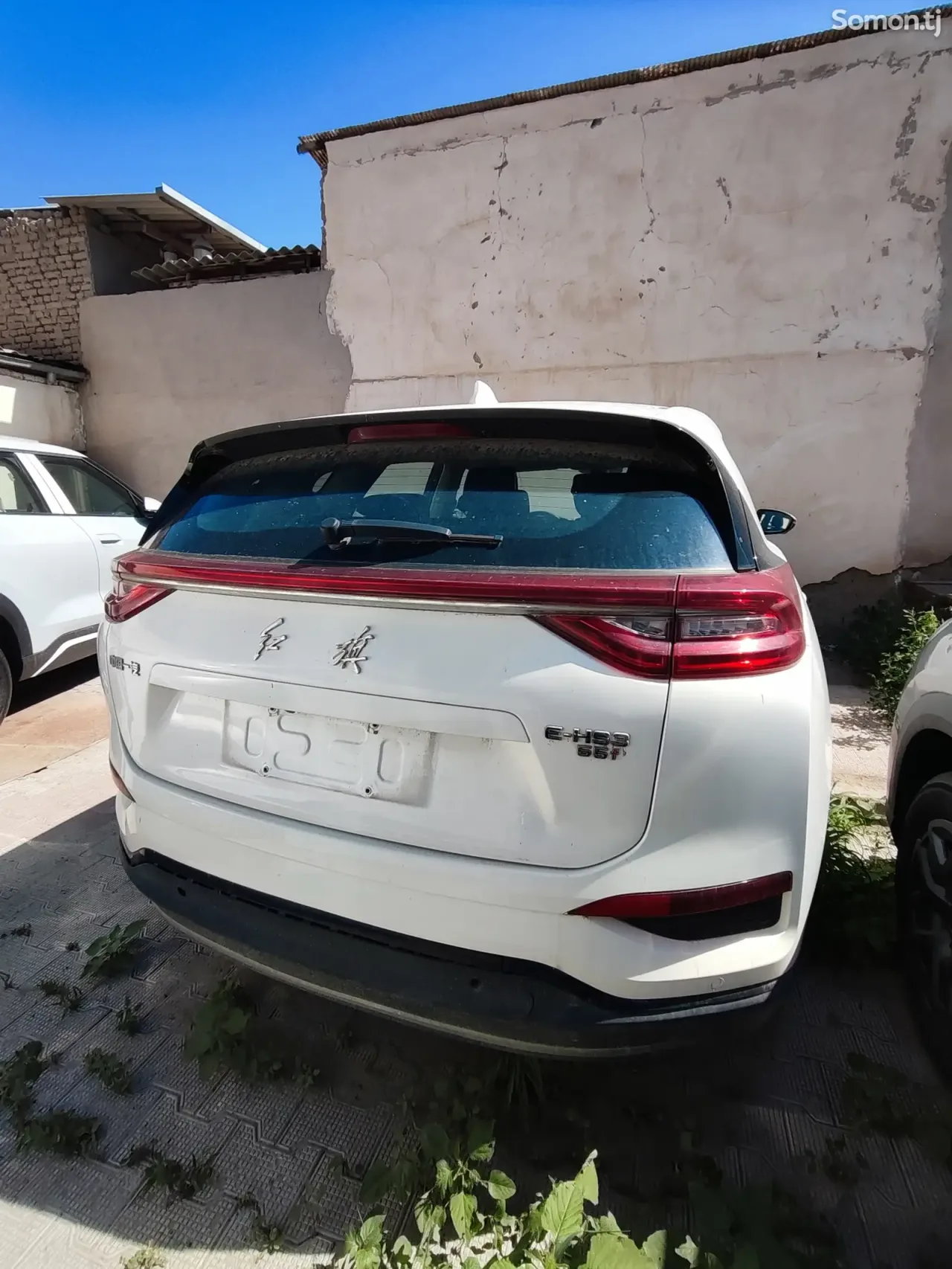 Hongqi H5 2019 · AT