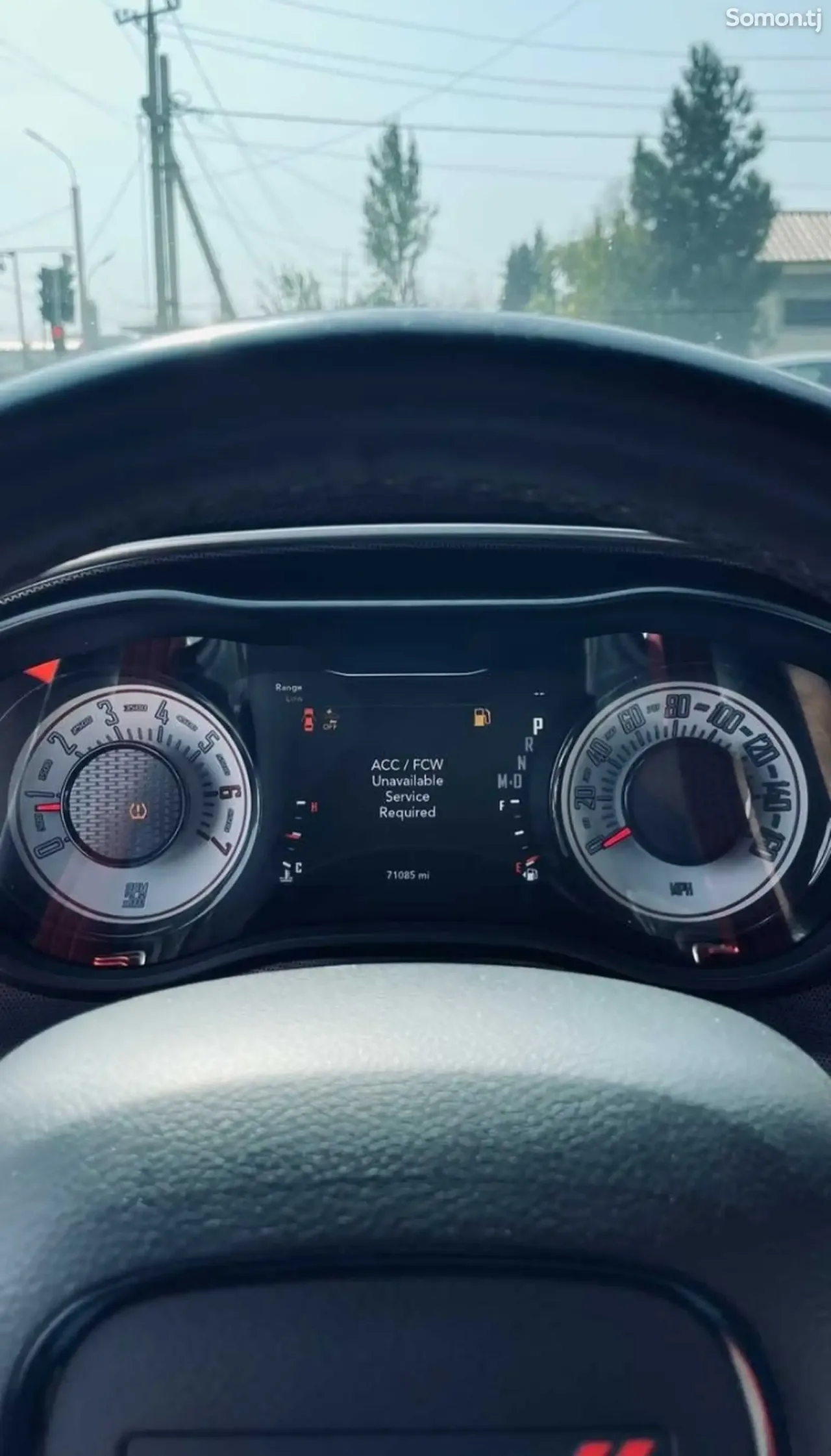 Dodge Challenger 2017 · 5.7 AT