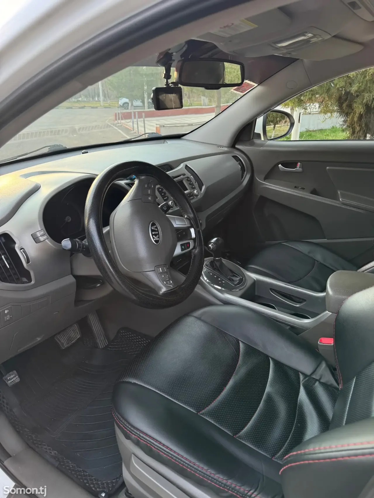 Kia Sportage 2011 · 2.0 AT