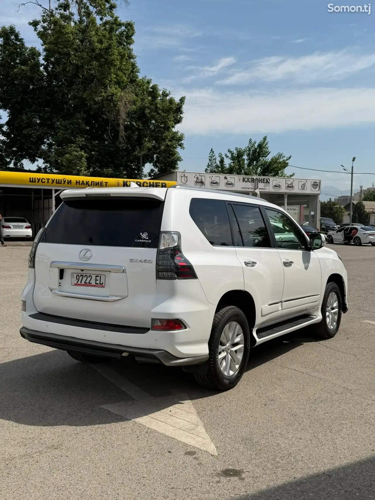 Lexus GX series 2017 · 4.6 AT