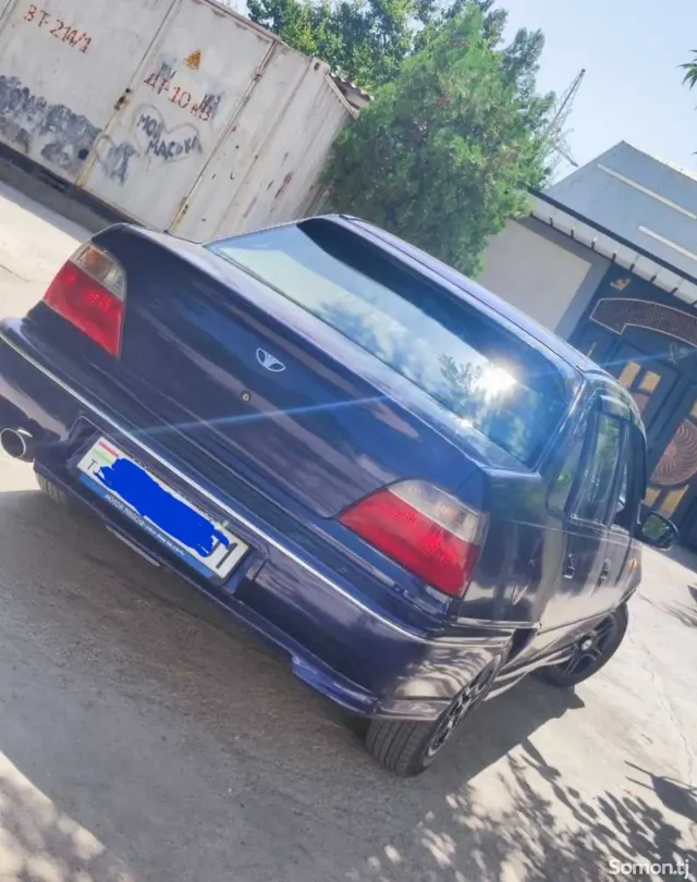 Daewoo Nexia 1995 · 1.6 MT