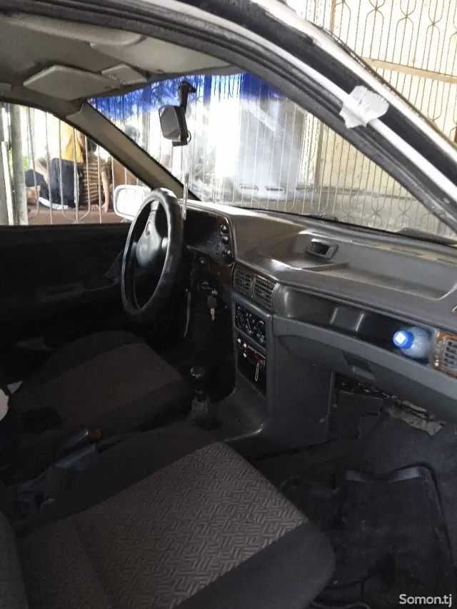 Daewoo Nexia 1995 · 1.6 MT