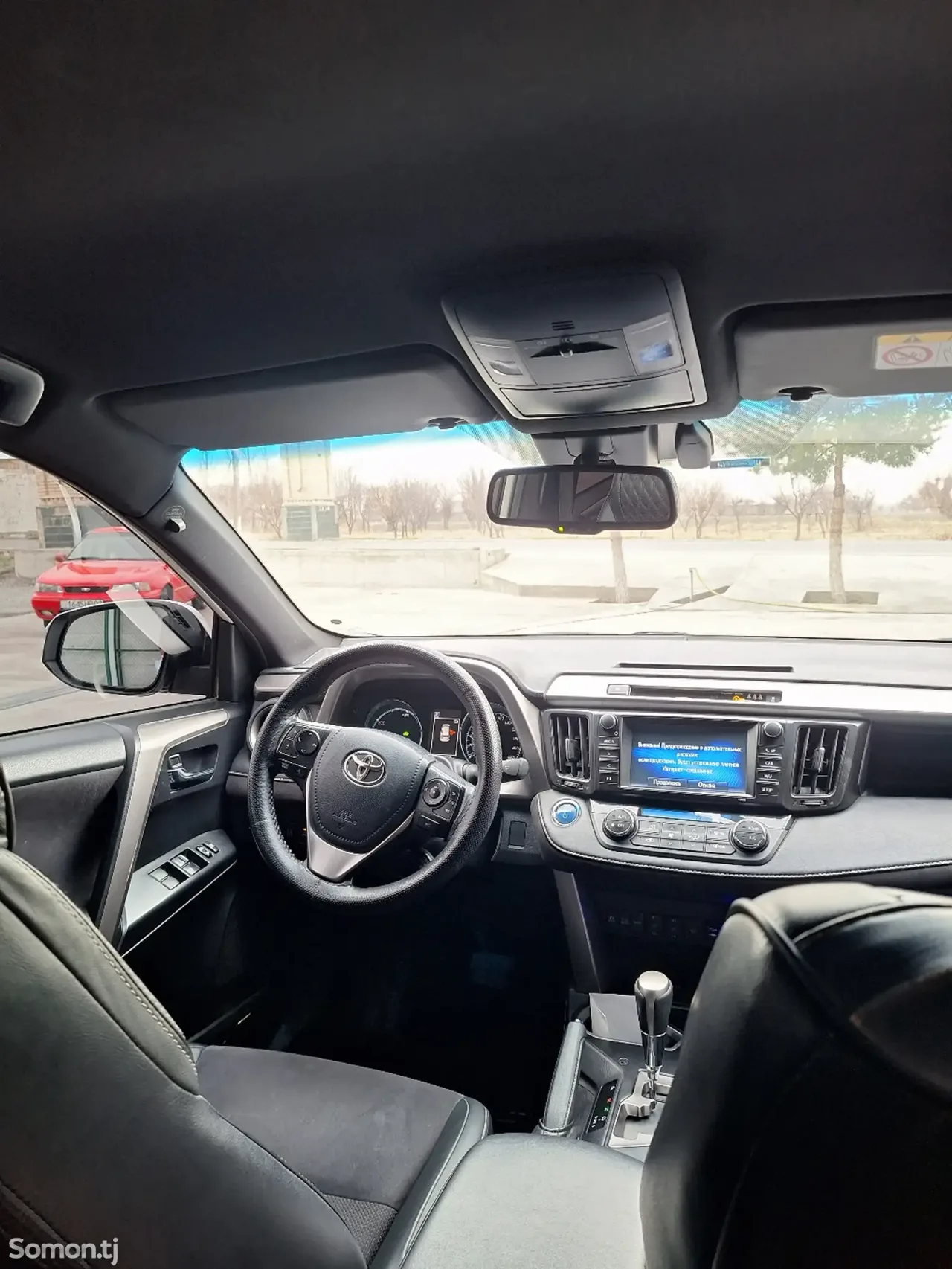 Toyota RAV 4 2018 · 2.5 AT