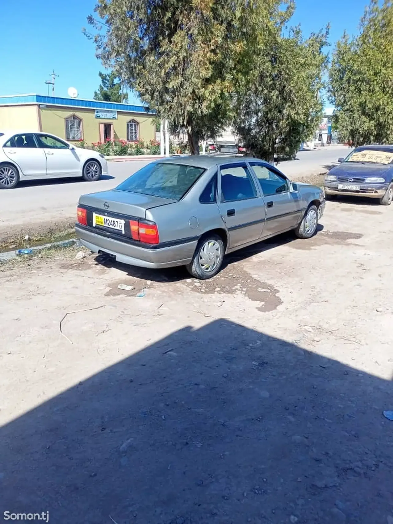 Opel Vectra A 1993 · 1.8 MT