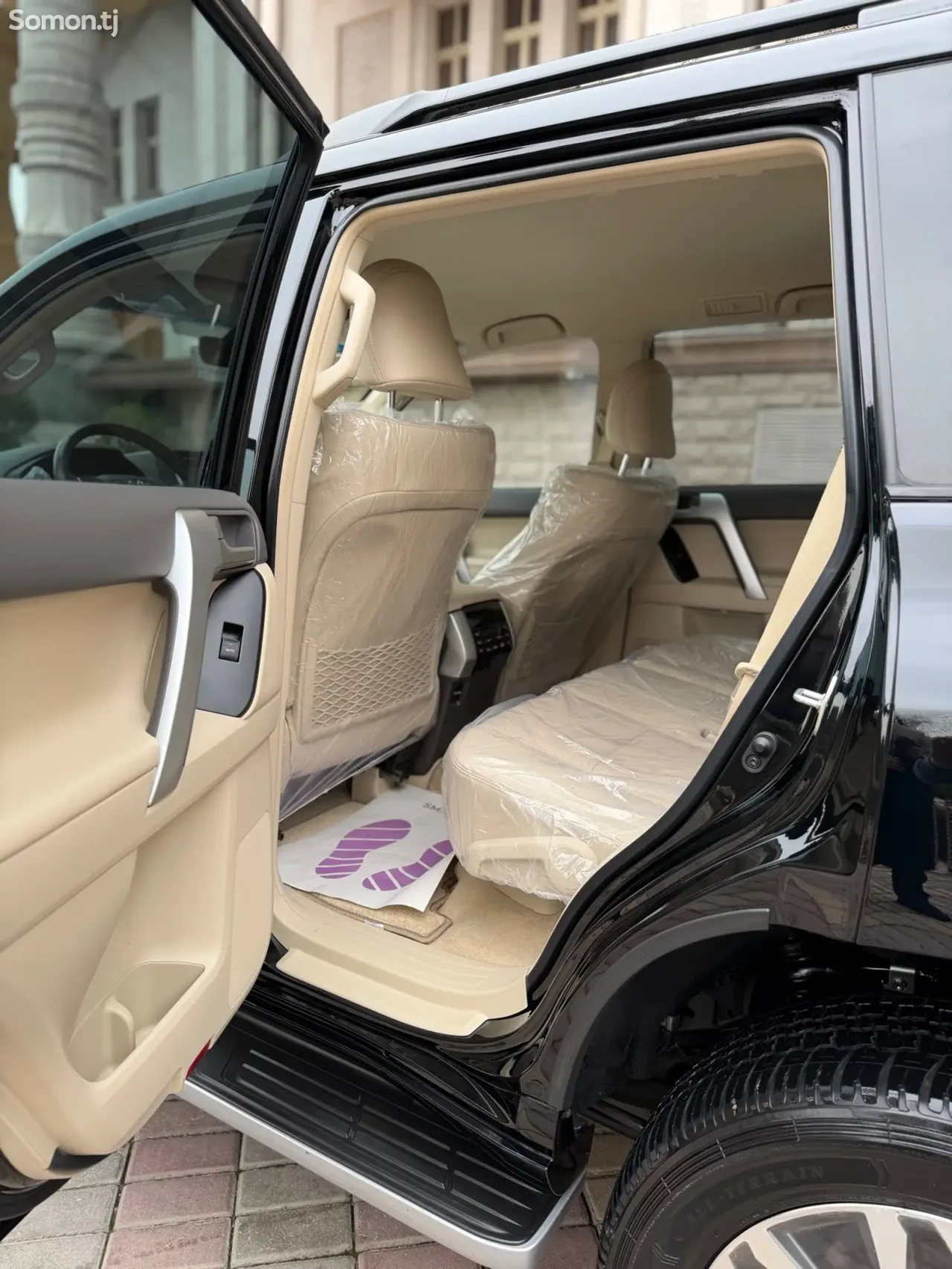 Toyota Land Cruiser Prado 2022 · 4.0 AT