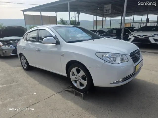 Hyundai Avante 2008 · 1.6 AT