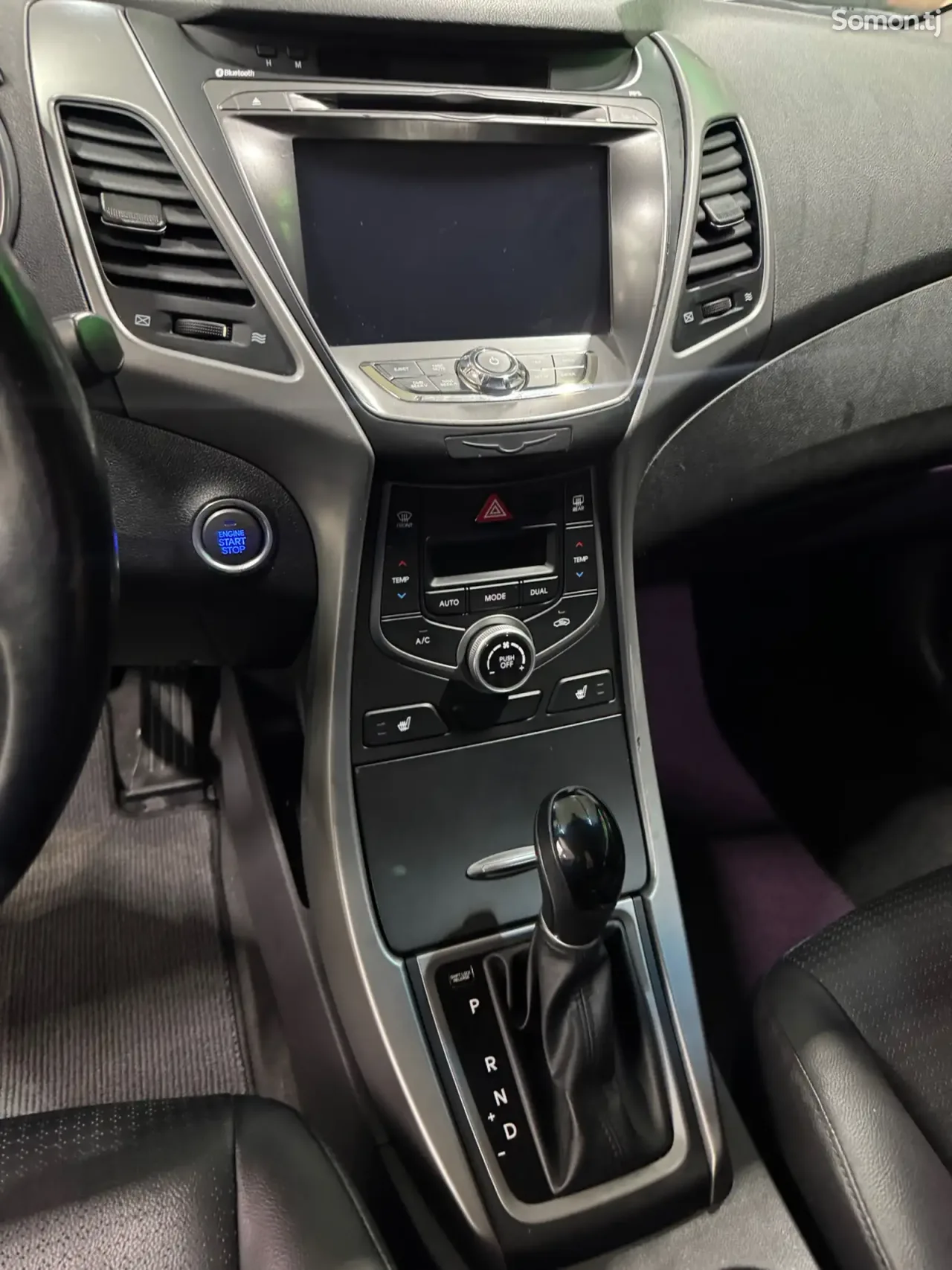 Hyundai Avante 2014 · 1.6 AT