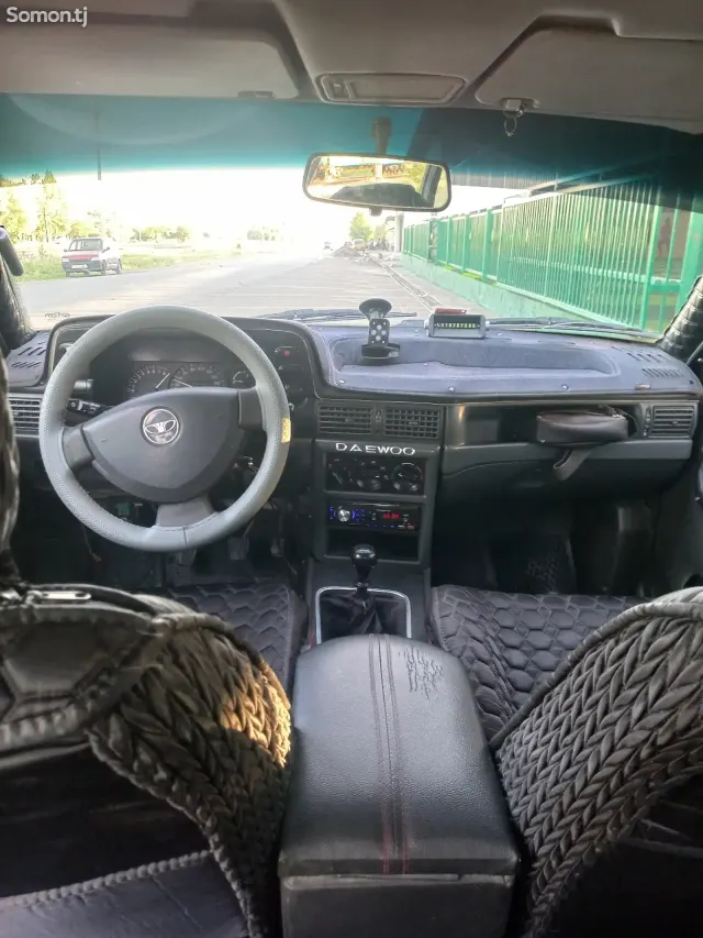 Daewoo Nexia 1999 · 1.6 MT