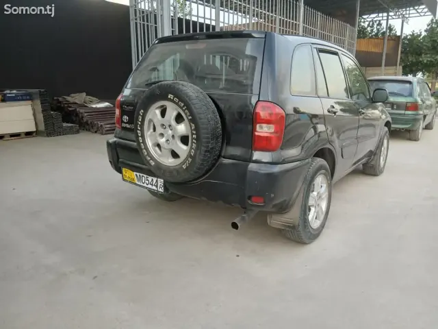 Toyota RAV 4 2005 · 2.0 AT