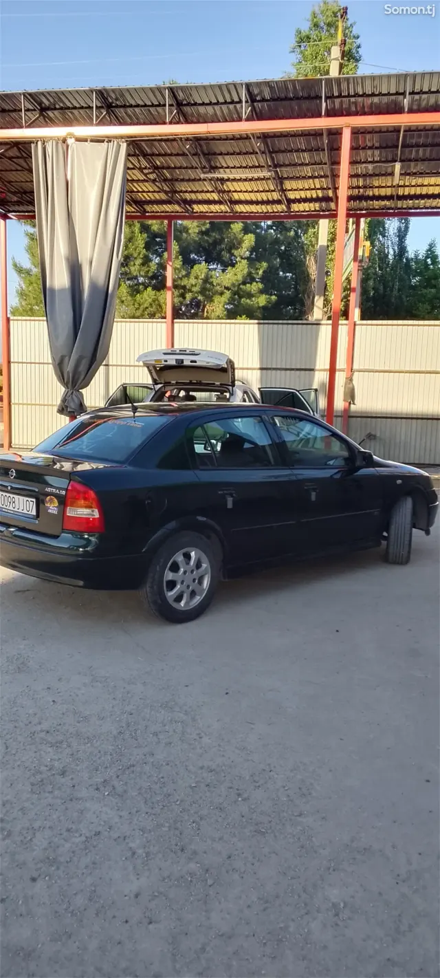 Opel Astra G 1999 · MT