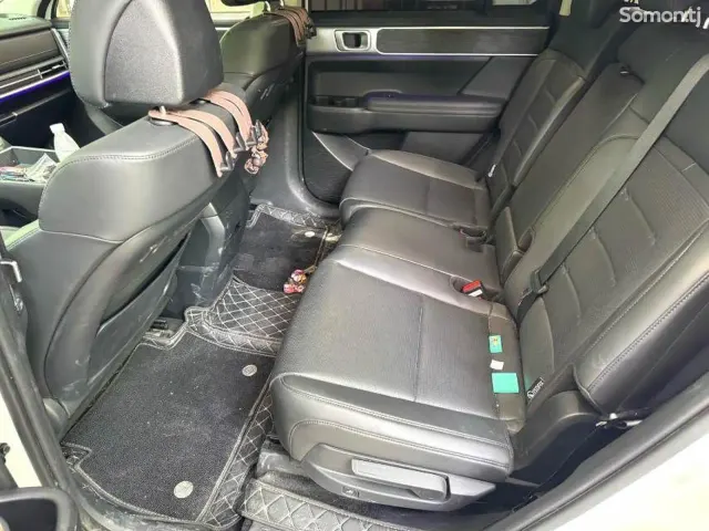 Hyundai Santa Fe 2025 · 2.0 AT