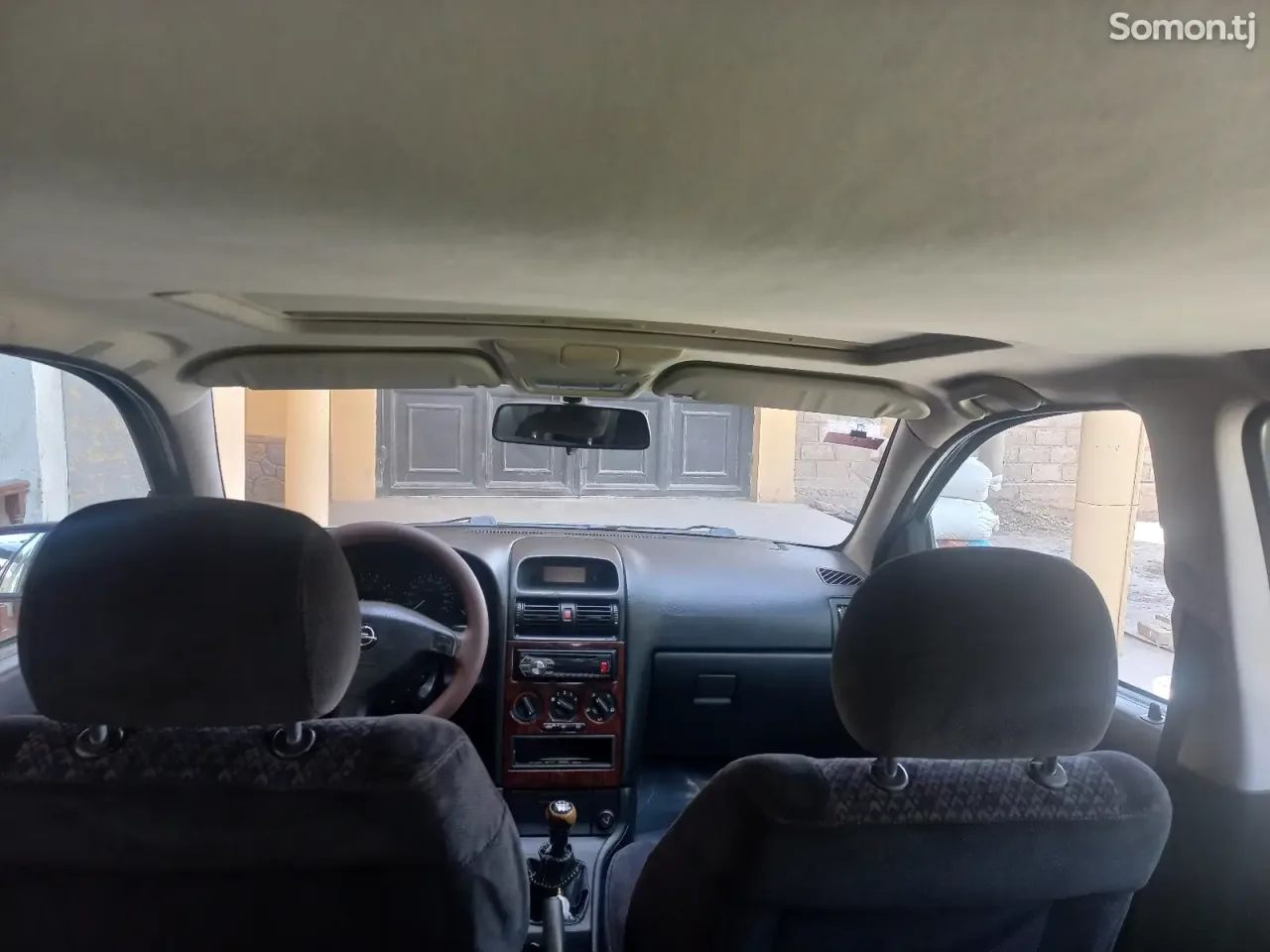 Opel Astra G 1999 · 1.6 MT