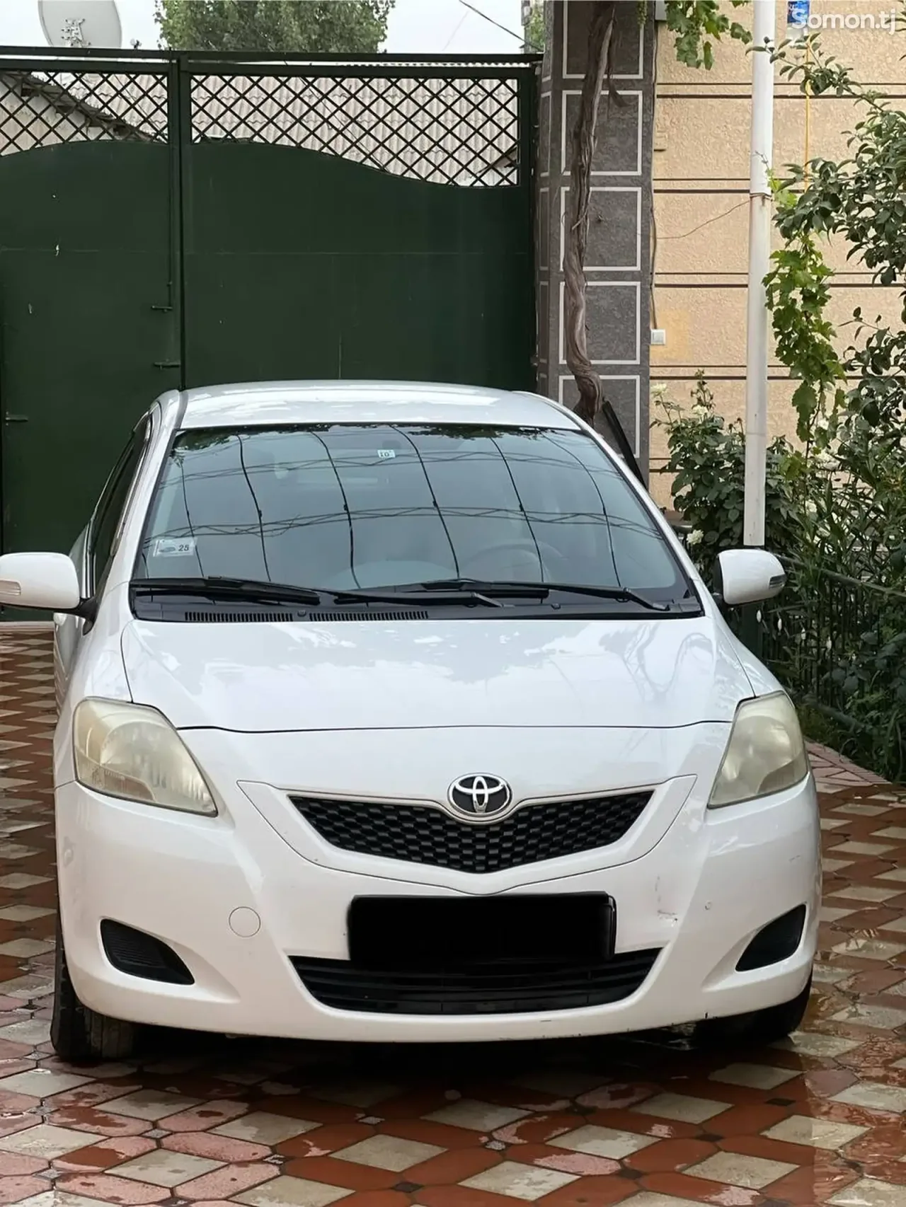 Toyota Belta 2008 · 1.1 AT