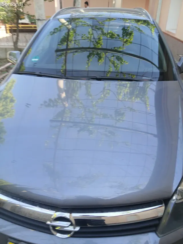 Opel Astra H 2006 · 1.8 AT