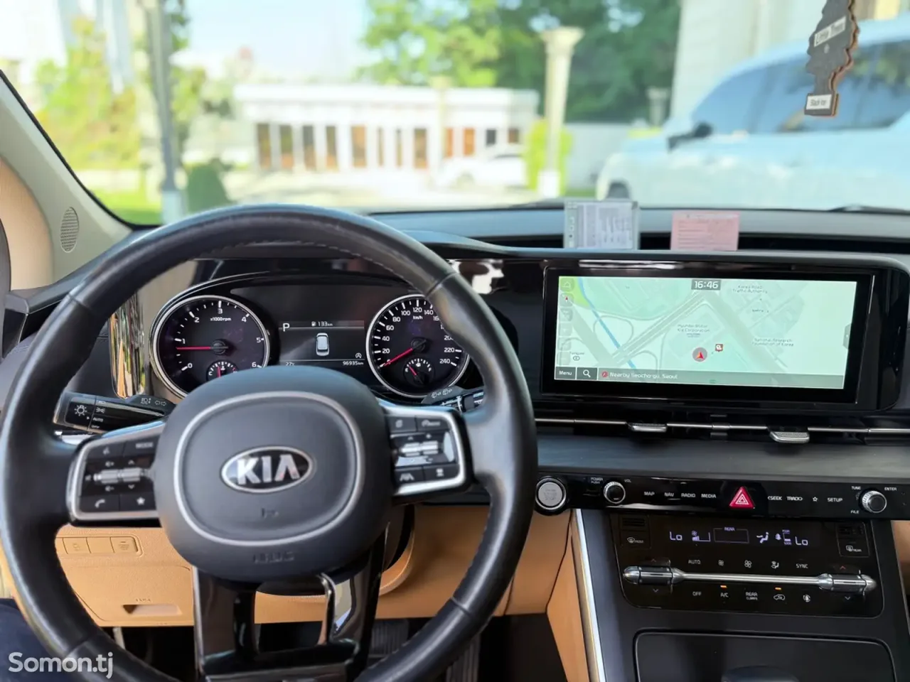 Kia Carnival 2021 · 2.2 AT
