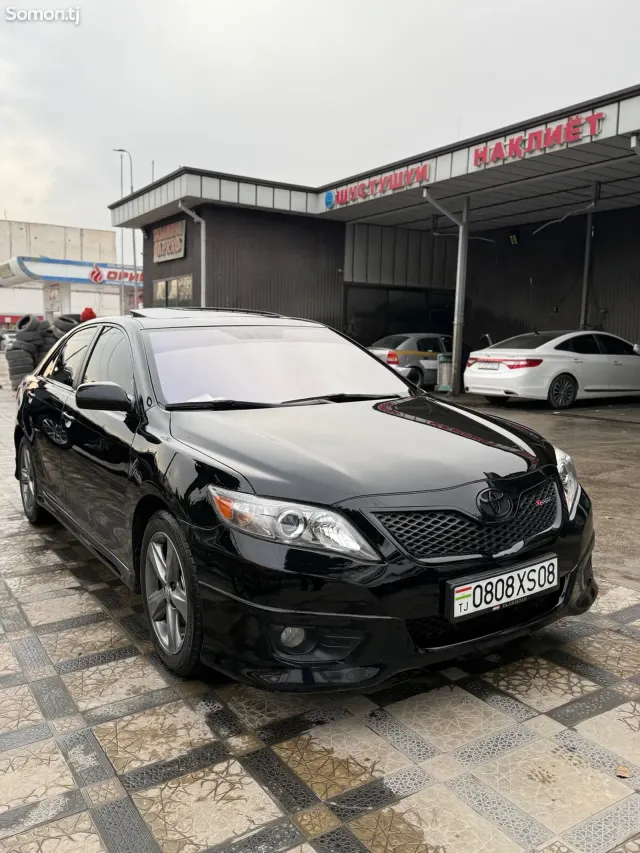 Toyota Camry 2011 · 3.5 AT
