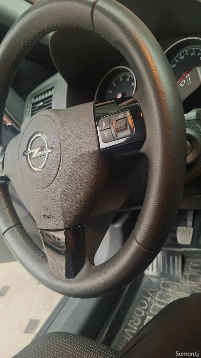 Opel Zafira 2014 · 1.8 MT