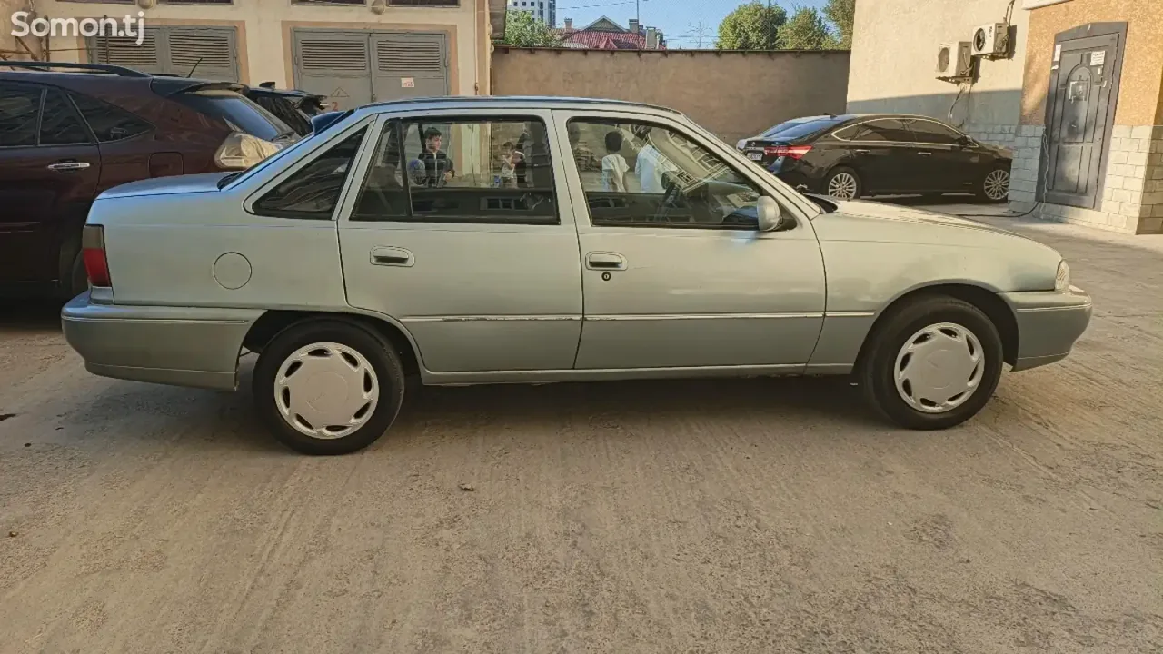 Daewoo Nexia 1996 · 1.6 MT