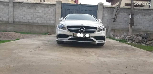 Mercedes-Benz CLS class 2015 · 2.5 AT